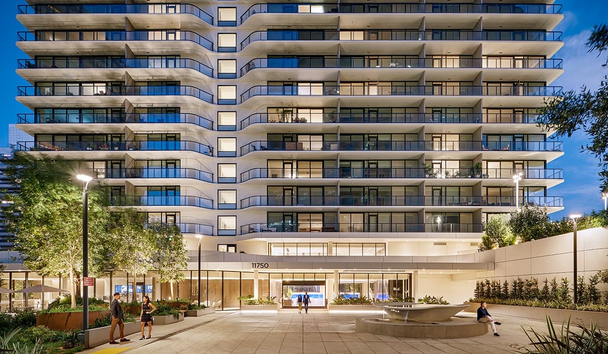 Landmark Tower exterior