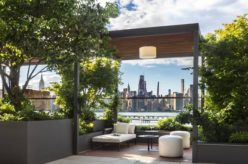 Outdoor Lounges