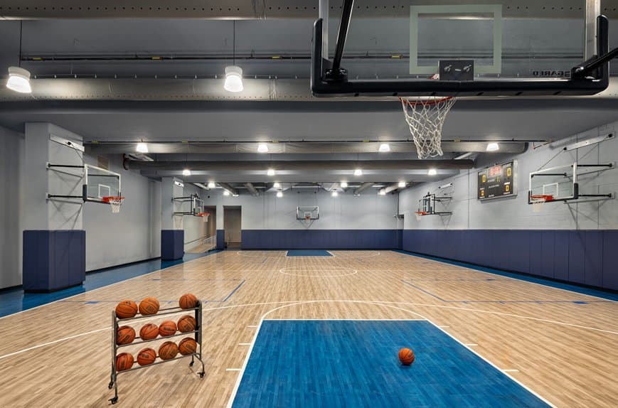 Full Basketball Court