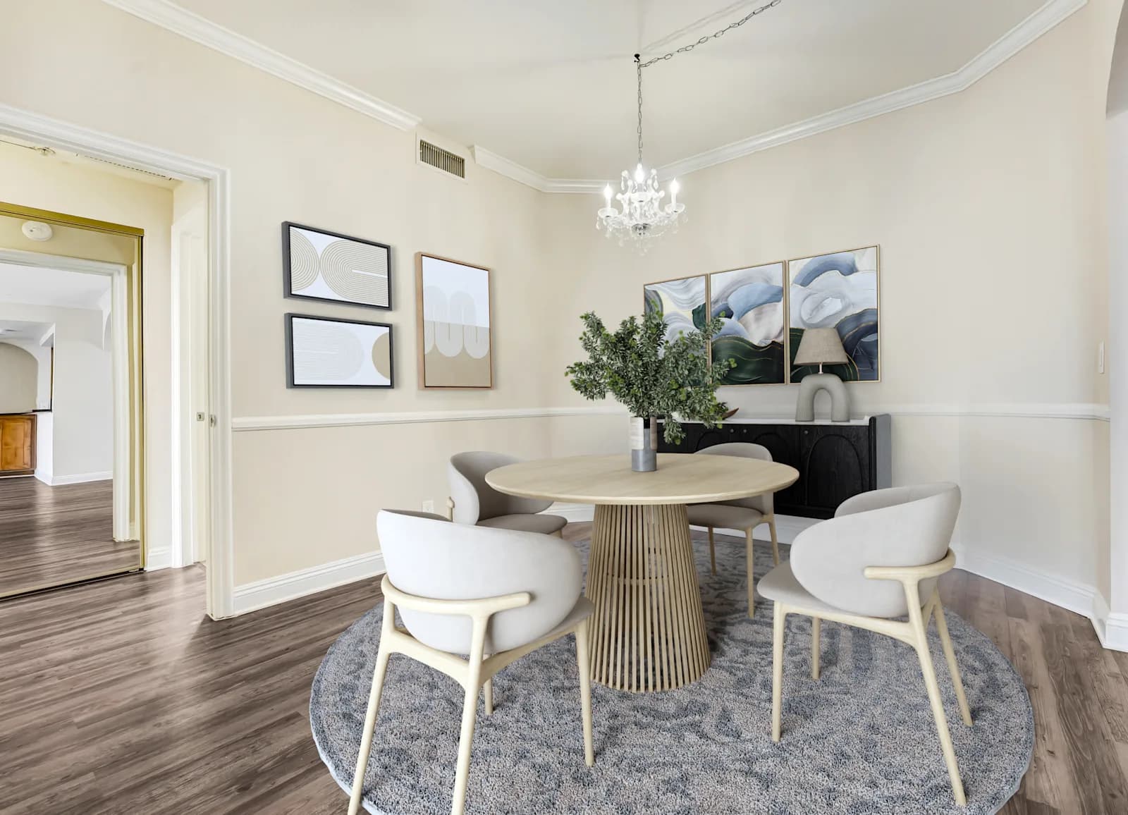 Model Unit Dining Table