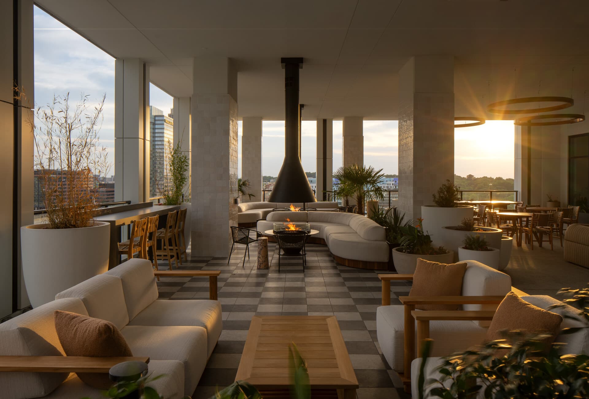 Emmi Midtown