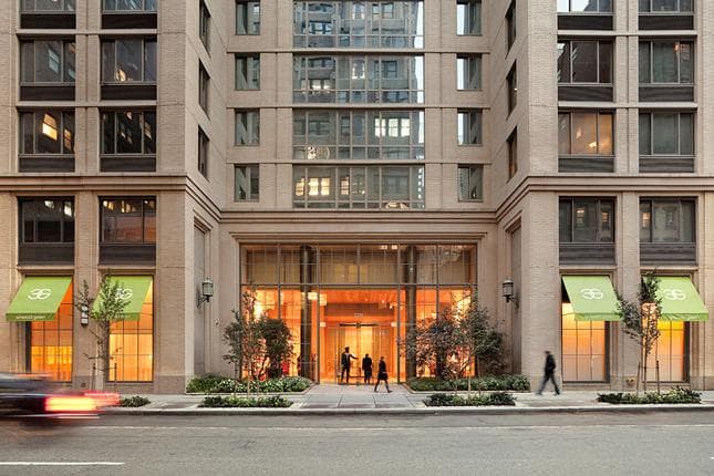 Emerald Green in Midtown West, Manhattan — apartments for rent
