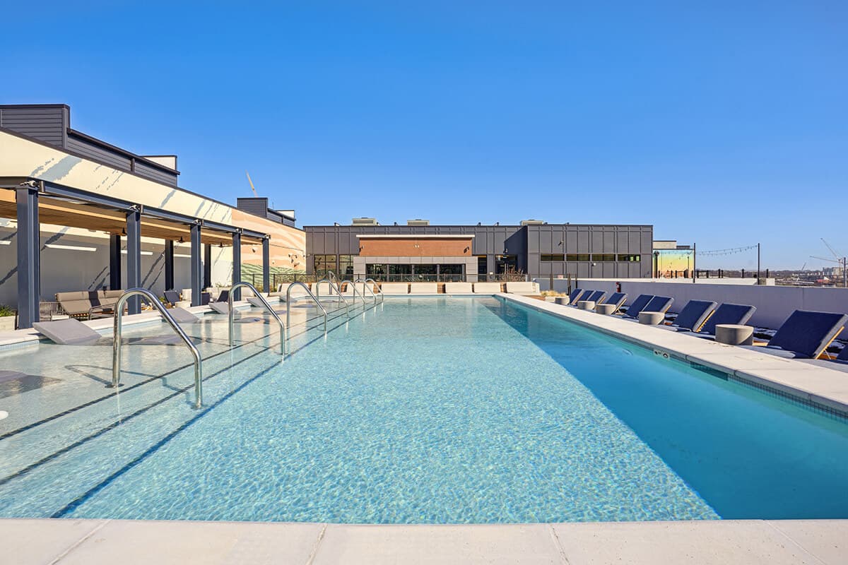 Rooftop pool at Starling luxury apartments in Nashville, TN