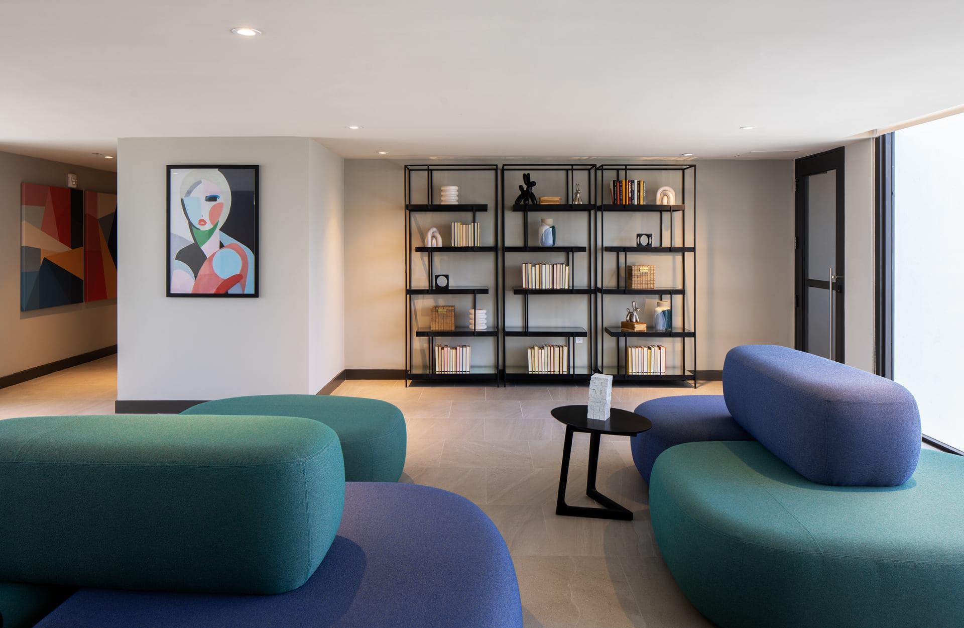 Strata Wynwood Club Lounge