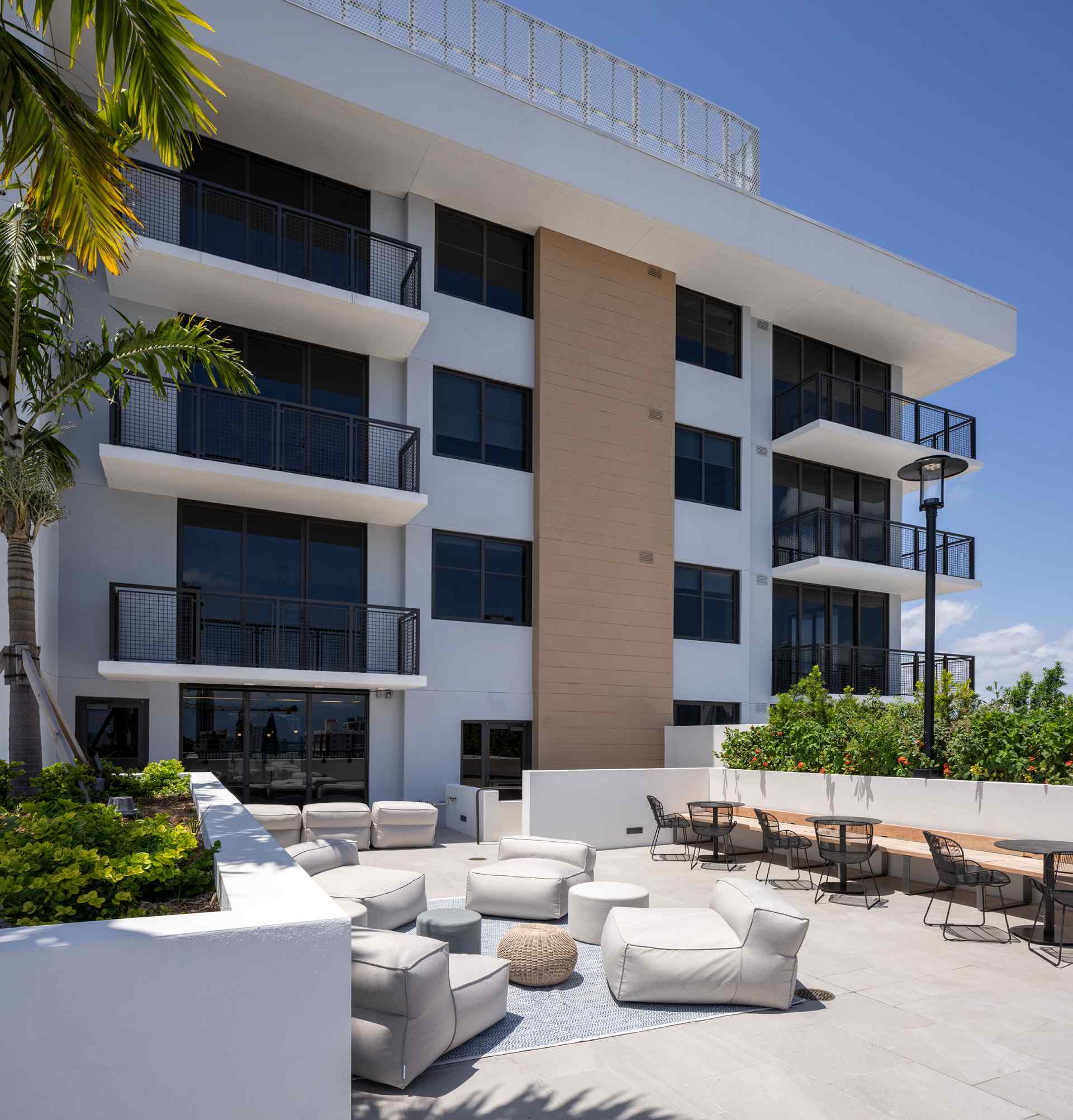 Strata Wynwood Lounge Deck